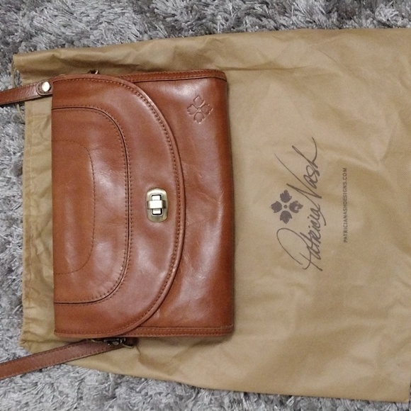 Patricia Nash Toulouse Tri-Fold Crossbody Bag - Picture 9 of 9